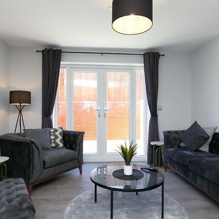 Stunning 2 Bedroom Apartment In Wallasey Eksteriør bilde