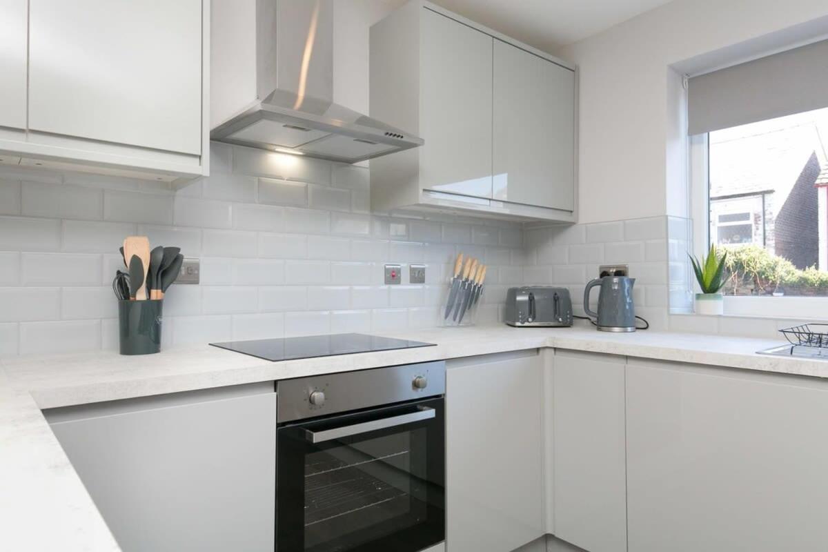 Stunning 2 Bedroom Apartment In Wallasey Eksteriør bilde