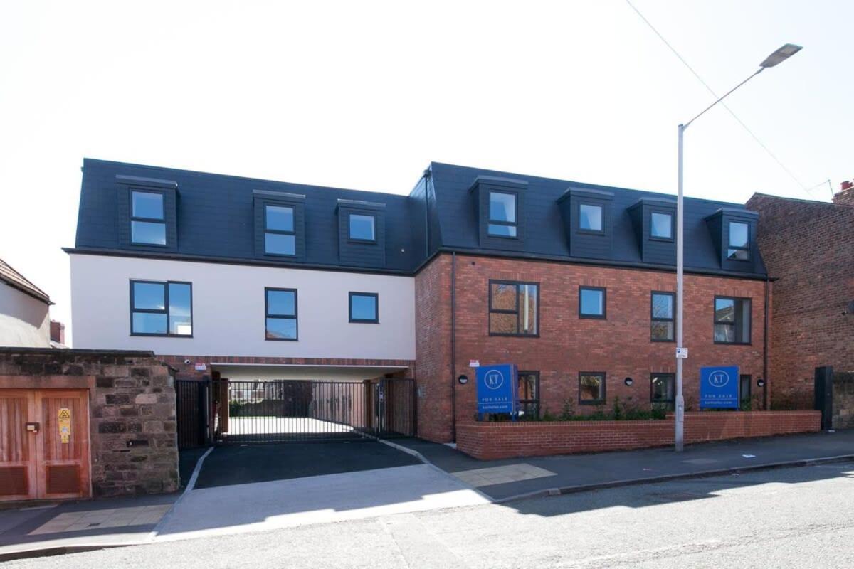 Stunning 2 Bedroom Apartment In Wallasey Eksteriør bilde