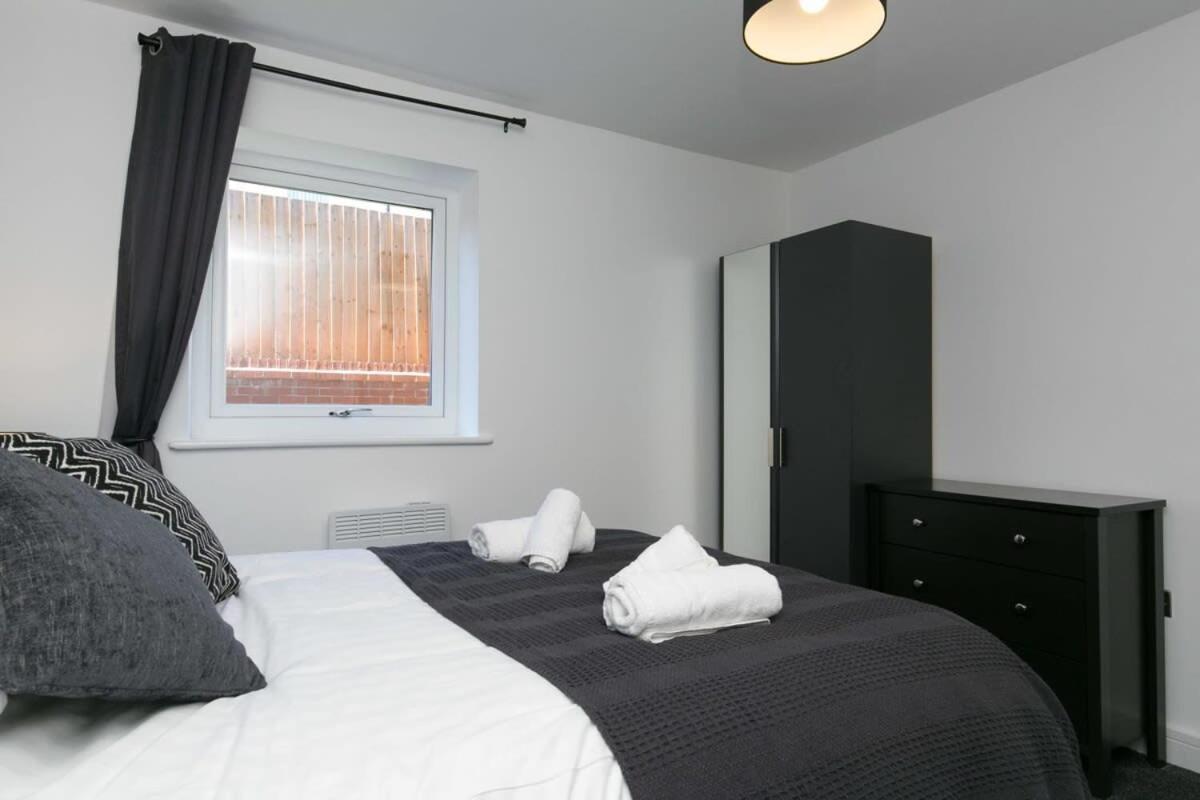 Stunning 2 Bedroom Apartment In Wallasey Eksteriør bilde