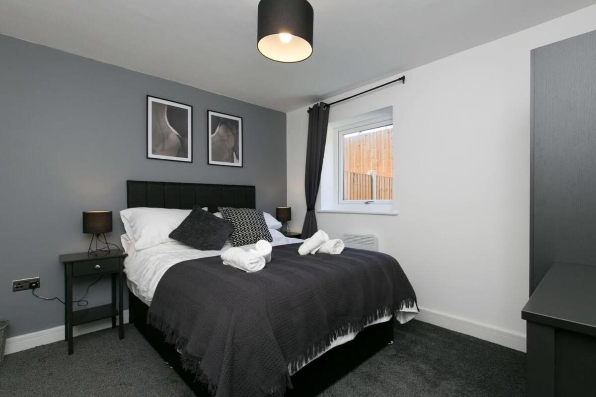 Stunning 2 Bedroom Apartment In Wallasey Eksteriør bilde