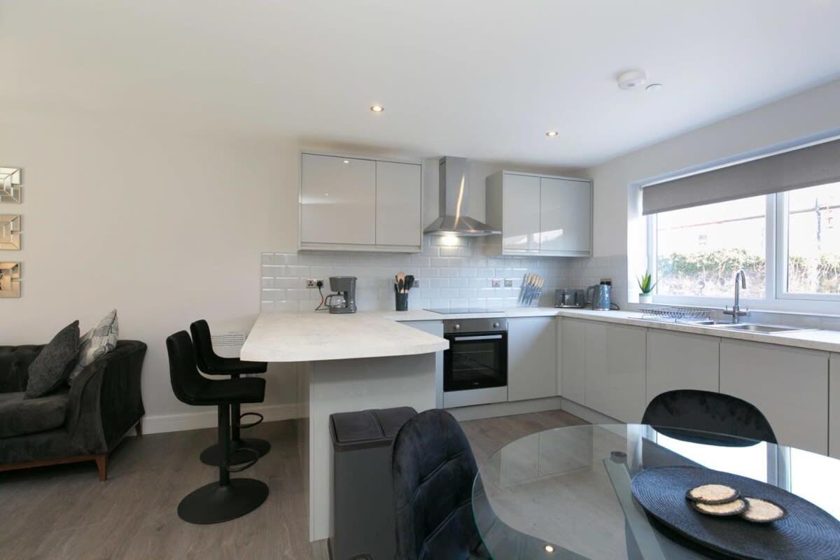 Stunning 2 Bedroom Apartment In Wallasey Eksteriør bilde